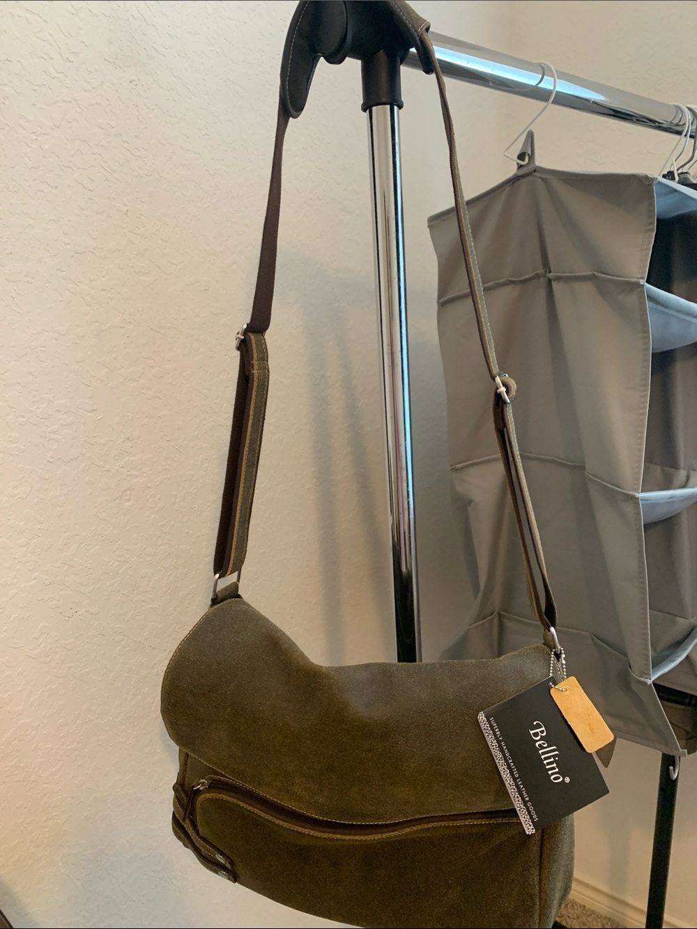 Bellino LeatherMessenger Bag for Men